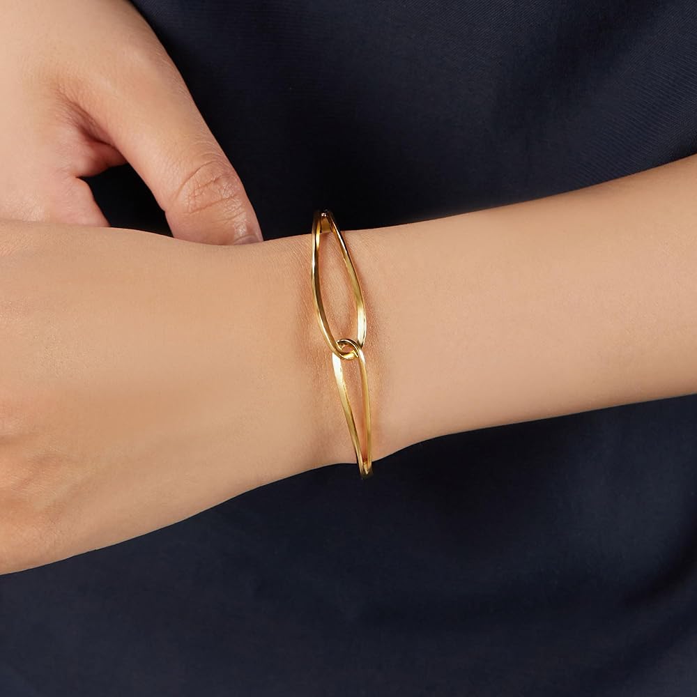 ヴァンドーム青山　GURU GURUバングル Amazon.co.jp: 【公式】[ヴァンドーム青山] 【Kengo Kuma + MA,YU